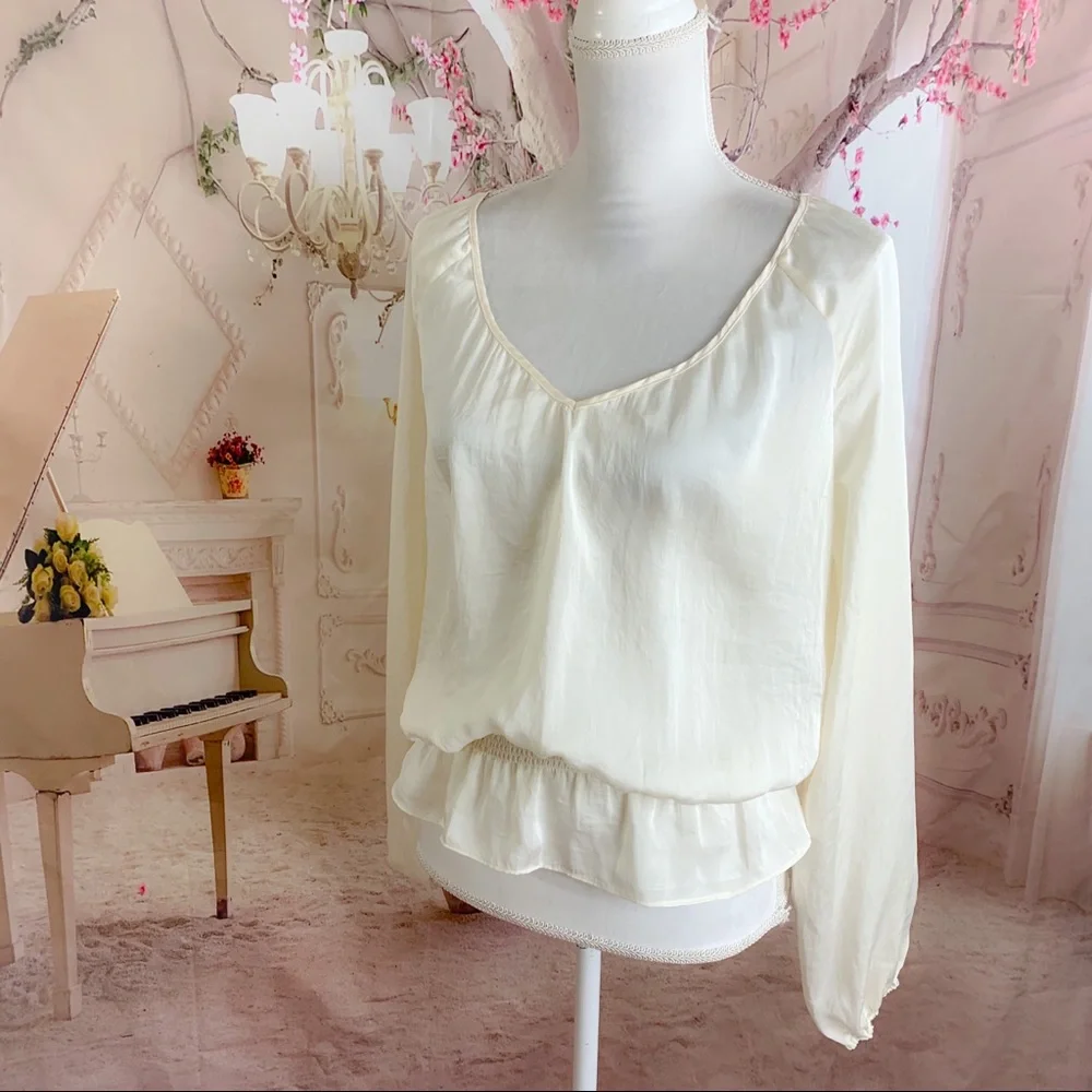 Michael Kors Ivory Silky Ruffle Blouse - Picture 4 of 10